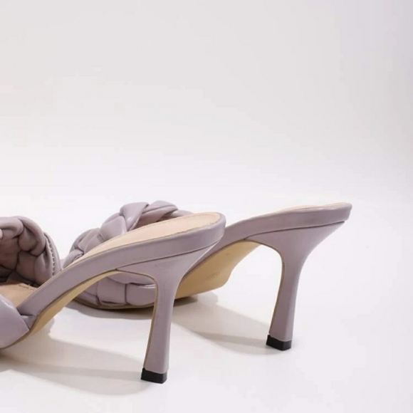 Muted lilac mule heels - Picture 9 of 10